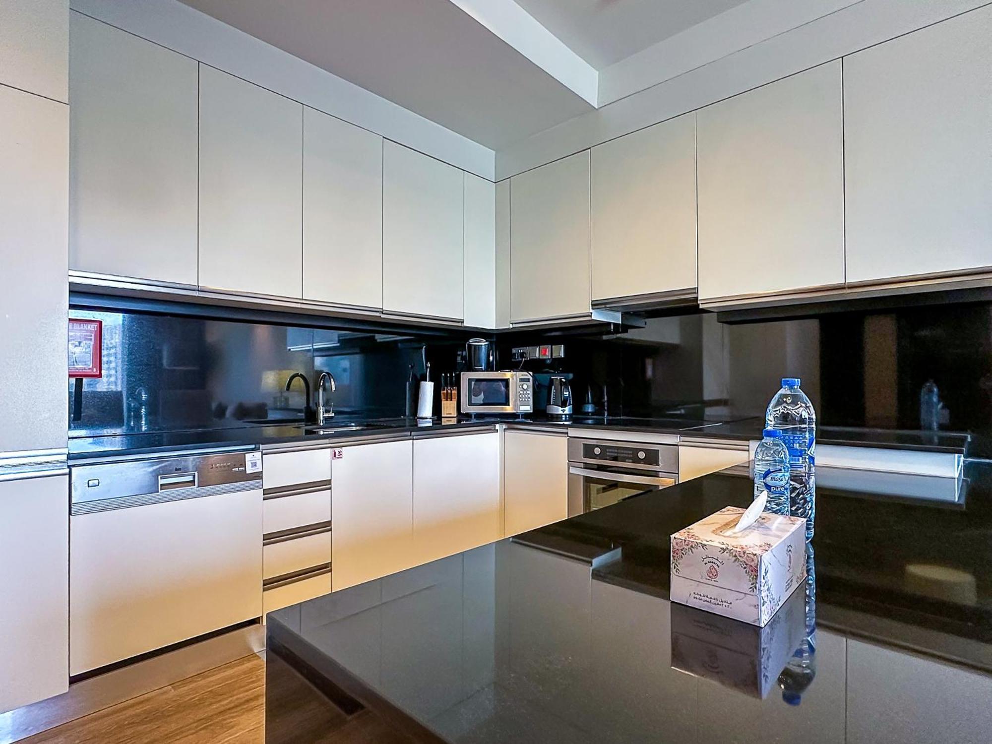 Address Dubai Marina, Gardenia Suites Full Marina View With Direct Access To Marina Mall Екстериор снимка
